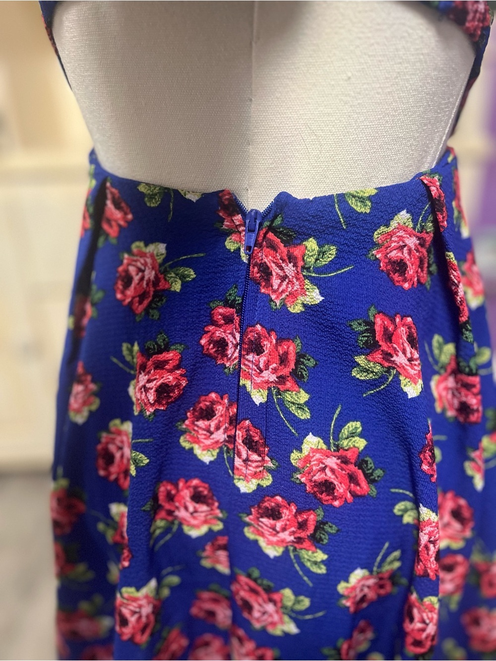 Darlin Royal Blue Floral Skater Dress - Size Junior's 1/2 - Picture 9 of 12